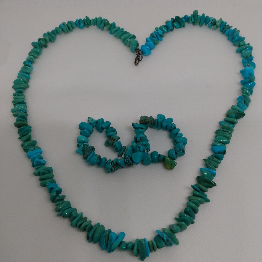 Genuine turquoise Stone Necklace, w/free matching bracelet